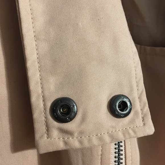 Mural vest. - Picture 4 of 6